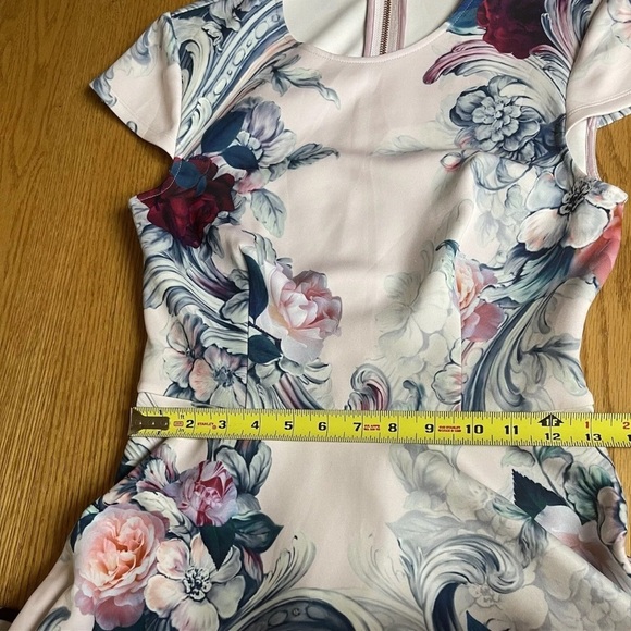 Ted Baker Fit And Flare Floral Dress US Size 2-4 - Picture 8 of 9
